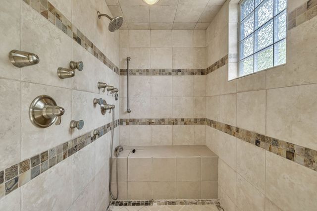 520 32nd Ave, S, Nashville, TN 37212