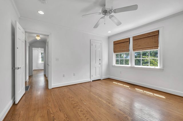 520 32nd Ave, S, Nashville, TN 37212