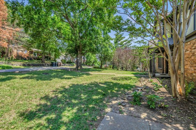 520 32nd Ave, S, Nashville, TN 37212