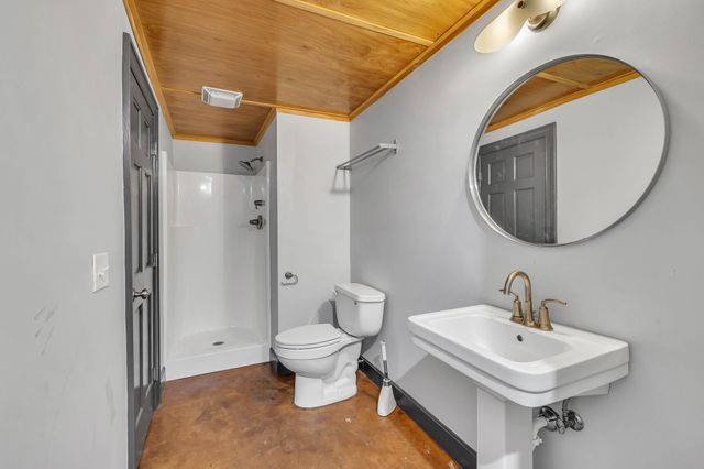 520 32nd Ave, S, Nashville, TN 37212