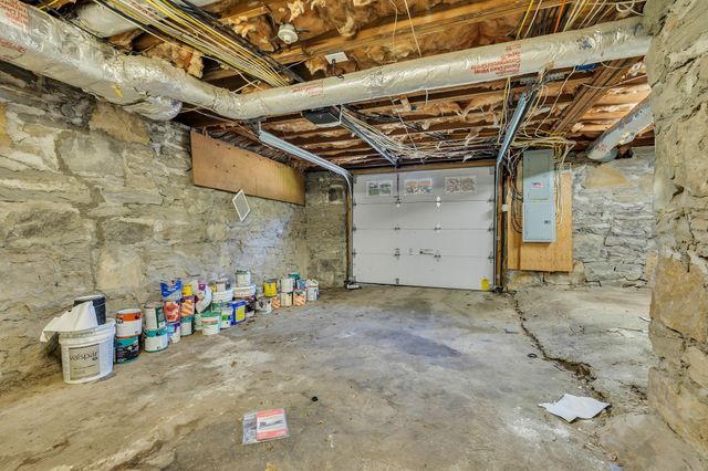 520 32nd Ave, S, Nashville, TN 37212