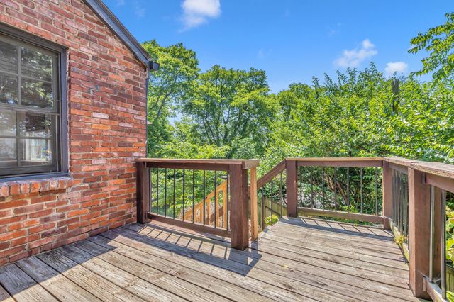 520 32nd Ave, S, Nashville, TN 37212