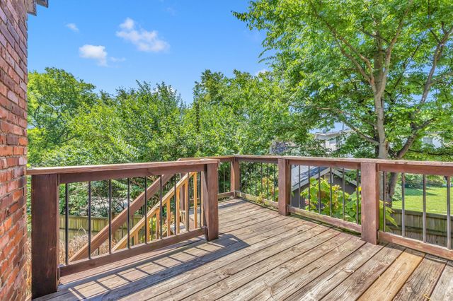 520 32nd Ave, S, Nashville, TN 37212