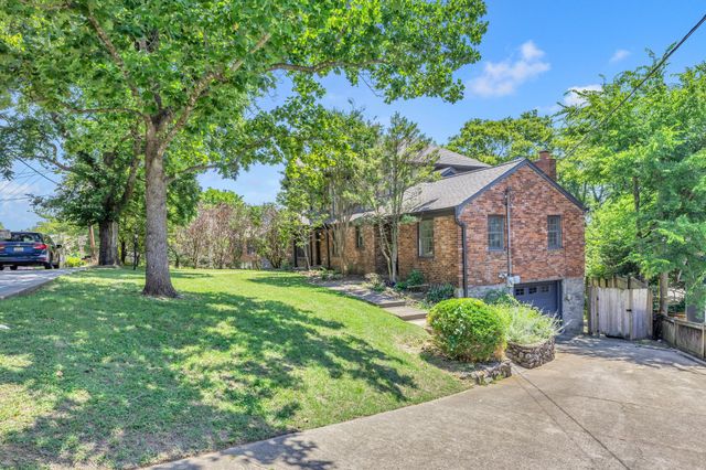 520 32nd Ave, S, Nashville, TN 37212