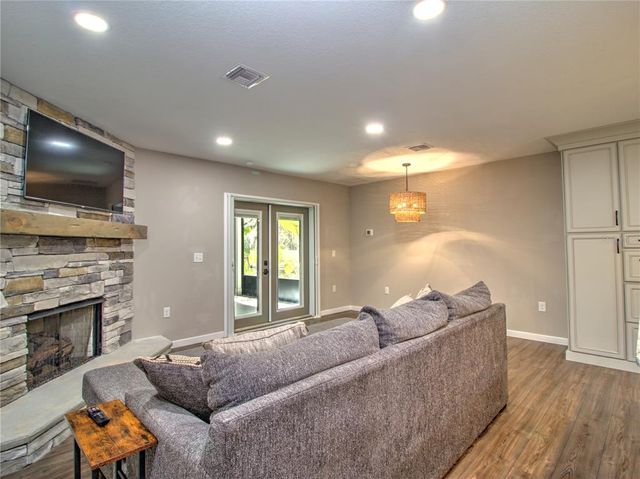 14271 NE 47TH AVENUE, Anthony, FL 32617