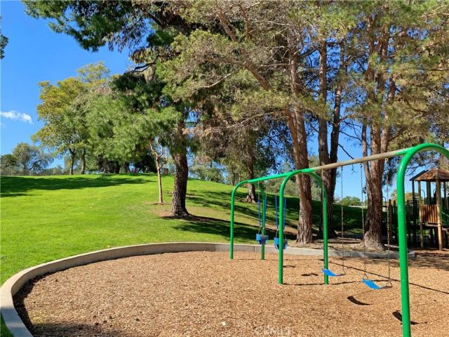23526 Los Adornos, Aliso Viejo, CA 92656