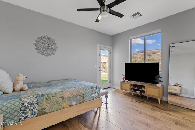 3314 W HERE TO THERE Drive, Phoenix, AZ 85086