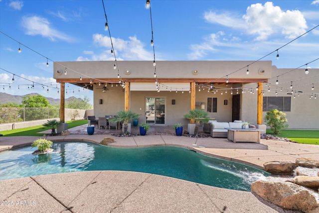 3314 W HERE TO THERE Drive, Phoenix, AZ 85086