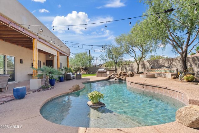 3314 W HERE TO THERE Drive, Phoenix, AZ 85086