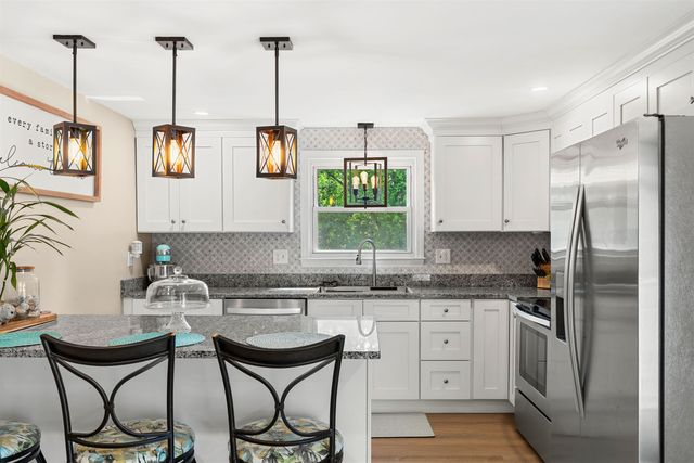 34 Tallant Road, Pelham, NH 03076