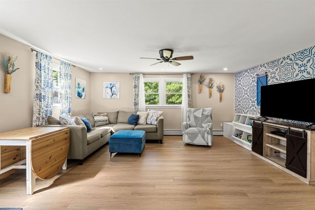 34 Tallant Road, Pelham, NH 03076