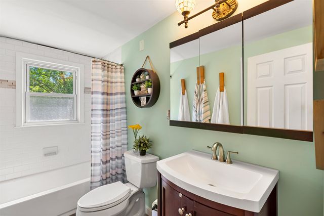 34 Tallant Road, Pelham, NH 03076