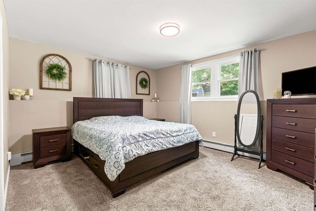 34 Tallant Road, Pelham, NH 03076