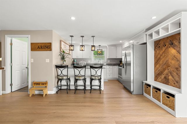 34 Tallant Road, Pelham, NH 03076