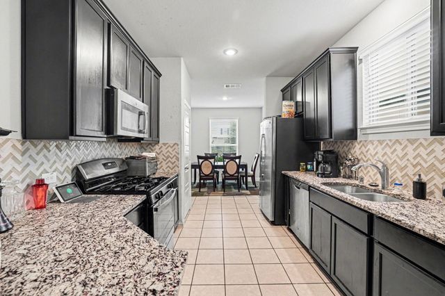 2807 Glenfield Manor Lane, Houston, TX 77014