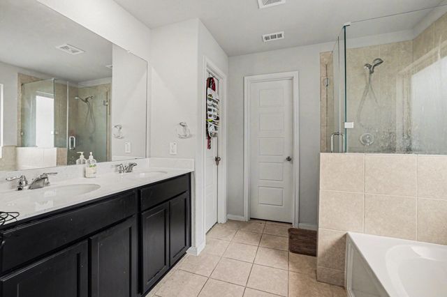 2807 Glenfield Manor Lane, Houston, TX 77014