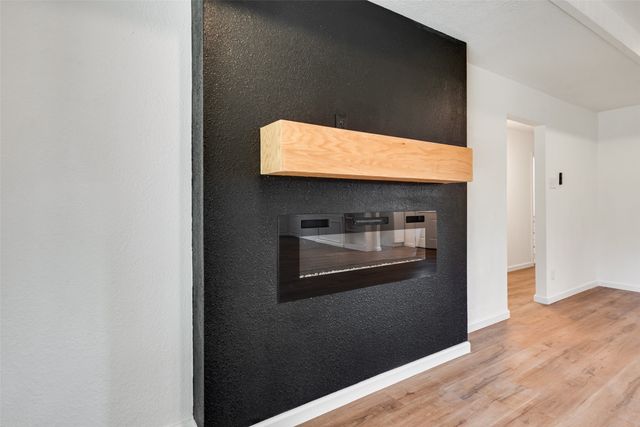 3500 Raynorwood Court, Arlington, TX 76015