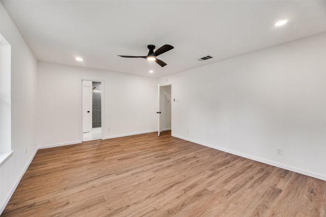3500 Raynorwood Court, Arlington, TX 76015