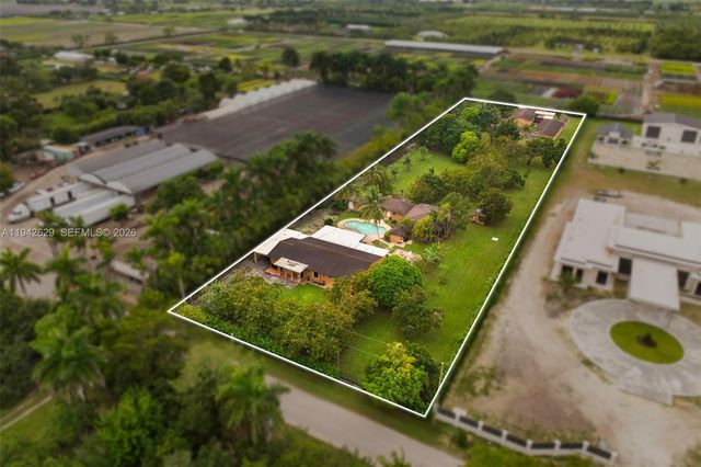 20450 SW 198th Ave, Miami, FL 33187