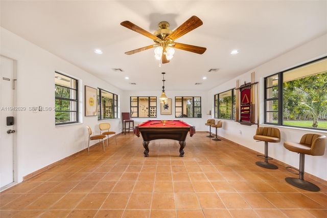 20450 SW 198th Ave, Miami, FL 33187