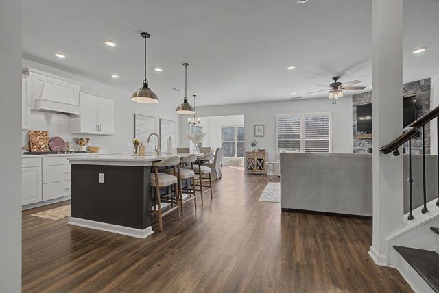 144 Macy Drive, Hendersonville, TN 37075