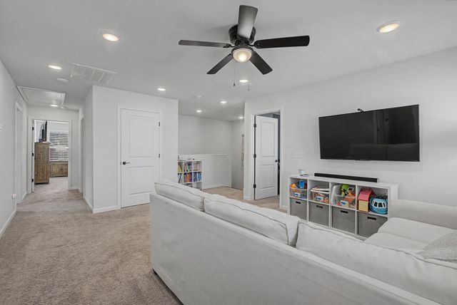 144 Macy Drive, Hendersonville, TN 37075