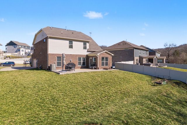 144 Macy Drive, Hendersonville, TN 37075