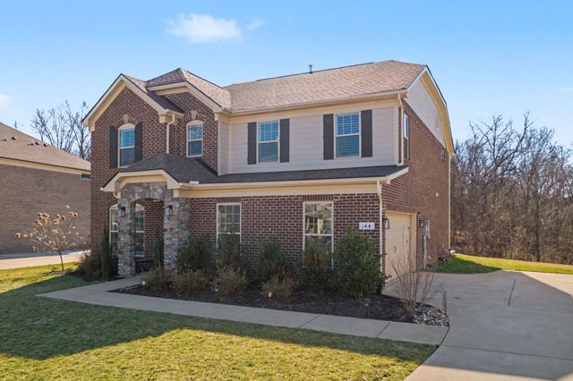 144 Macy Drive, Hendersonville, TN 37075