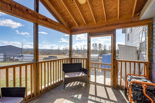 4332 Pattentown Road, Ooltewah, TN 37363