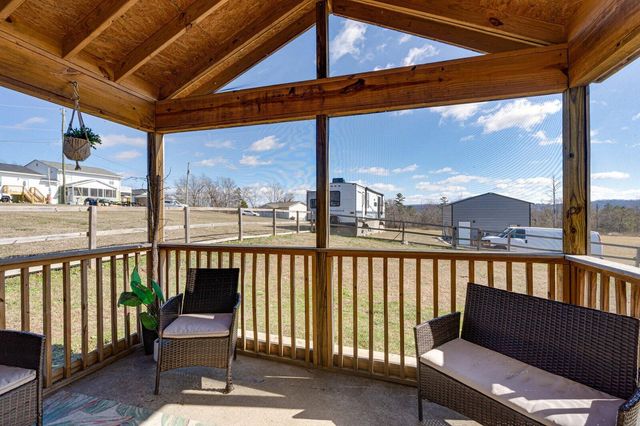 4332 Pattentown Road, Ooltewah, TN 37363