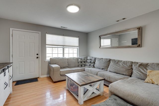 4332 Pattentown Road, Ooltewah, TN 37363