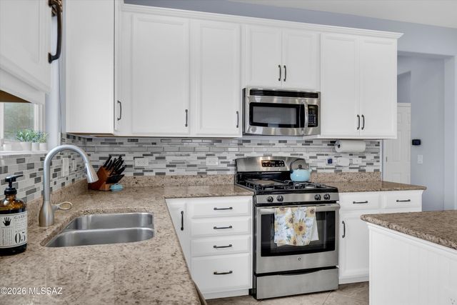 38754 S Running Roses Lane, Saddlebrooke, AZ 85739