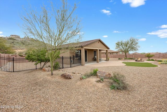 38754 S Running Roses Lane, Saddlebrooke, AZ 85739