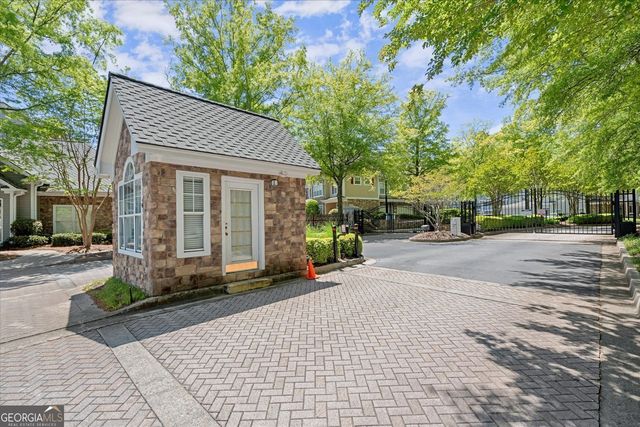 222 Edinburgh Court, Alpharetta, GA 30004