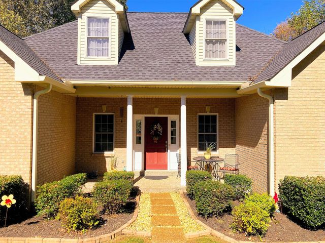 1225 Meeks Cemetery Rd, Burns, TN 37029