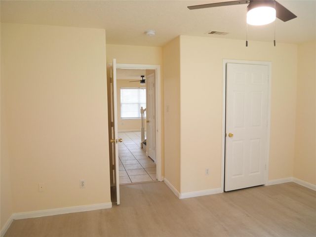 6603 Schambray Street, Houston, TX 77085