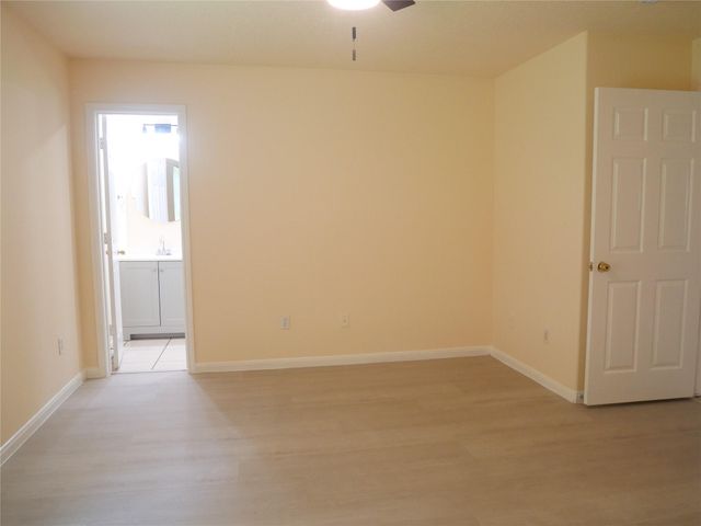 6603 Schambray Street, Houston, TX 77085