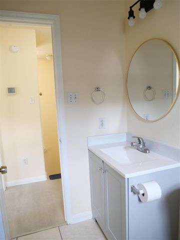 6603 Schambray Street, Houston, TX 77085