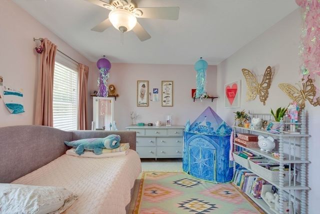 3 Paris Way, Woburn, MA 01801