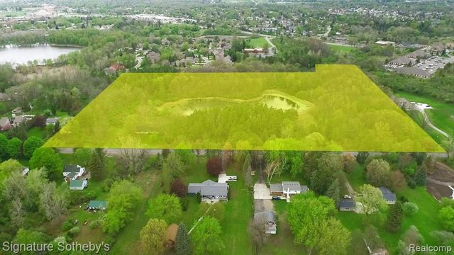6 Mccandlish Road, Grand Blanc, MI 48439
