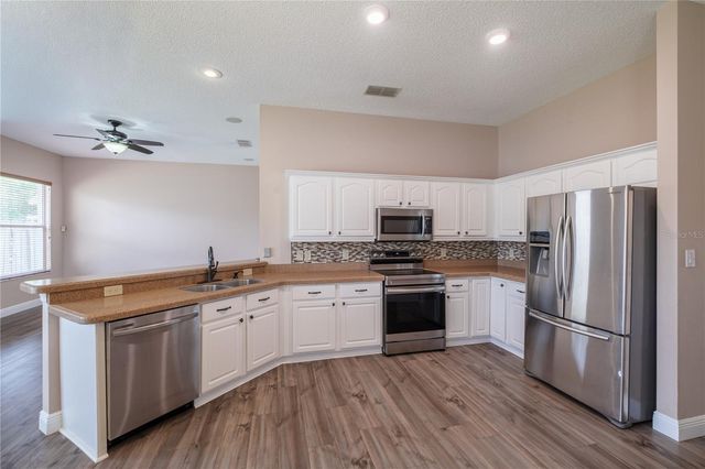 2371 PINEBROOK COURT, Oviedo, FL 32766