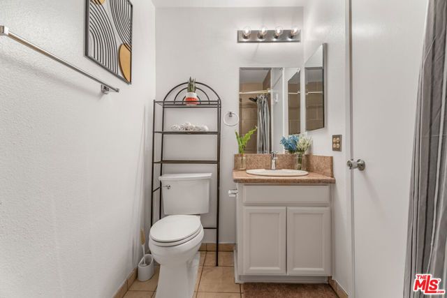 5325 Newcastle Avenue 327, Encino (los Angeles), CA 91316