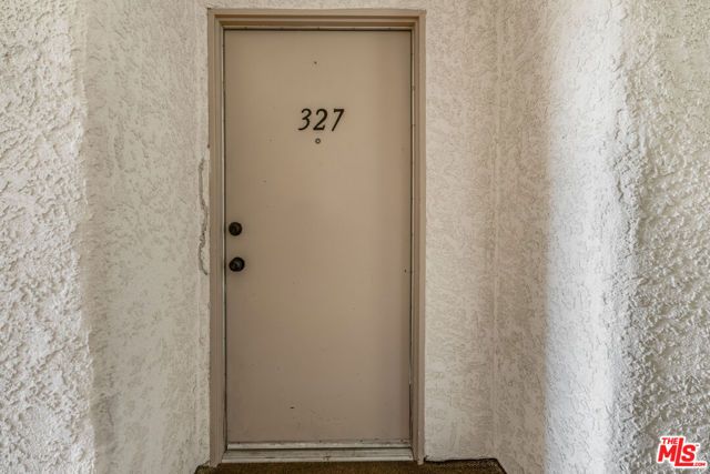 5325 Newcastle Avenue 327, Encino (los Angeles), CA 91316
