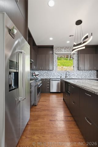 219 W Victoria Street, Tulsa, OK 74106