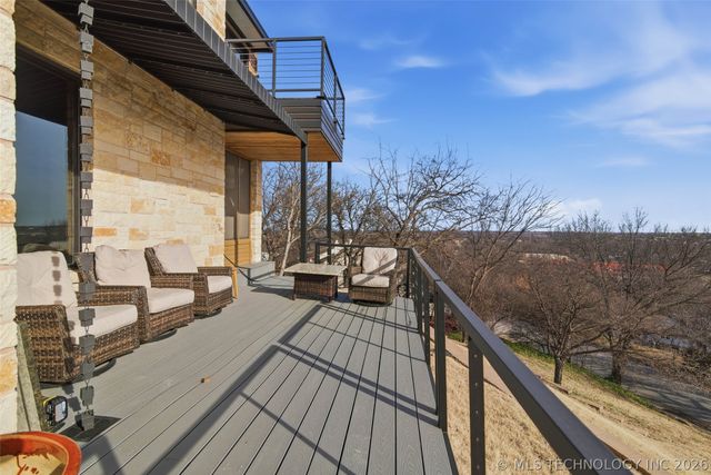 219 W Victoria Street, Tulsa, OK 74106