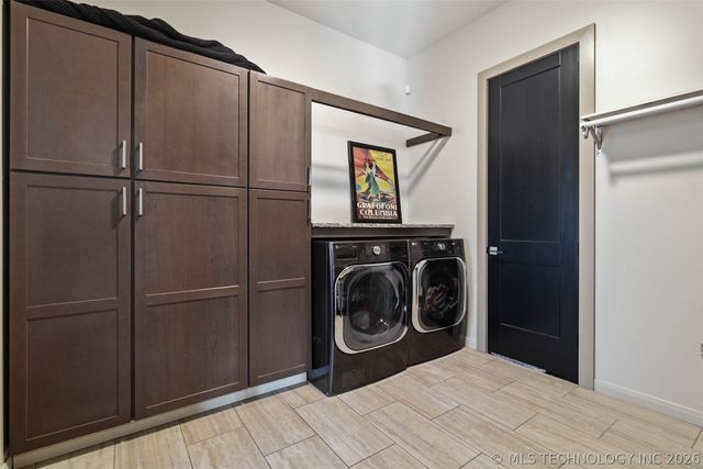 219 W Victoria Street, Tulsa, OK 74106