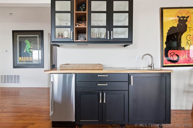 219 W Victoria Street, Tulsa, OK 74106