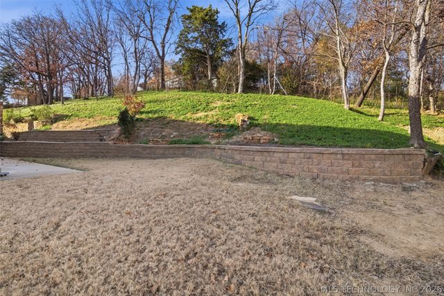 219 W Victoria Street, Tulsa, OK 74106