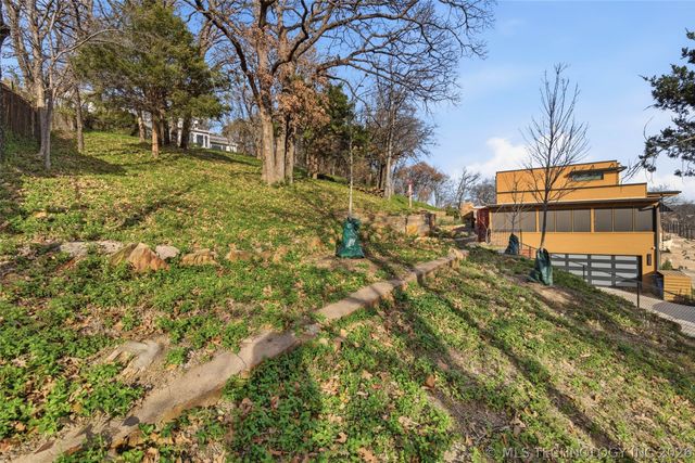 219 W Victoria Street, Tulsa, OK 74106