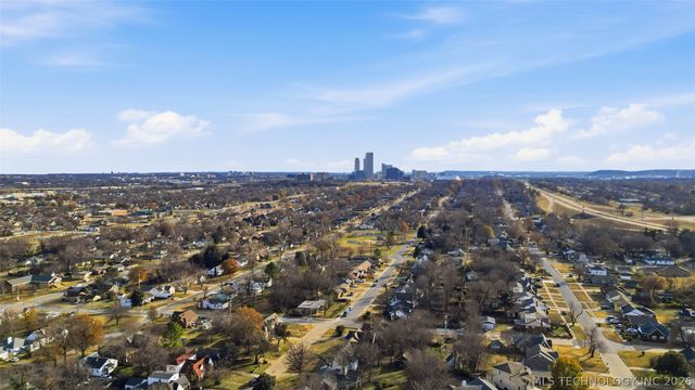 219 W Victoria Street, Tulsa, OK 74106